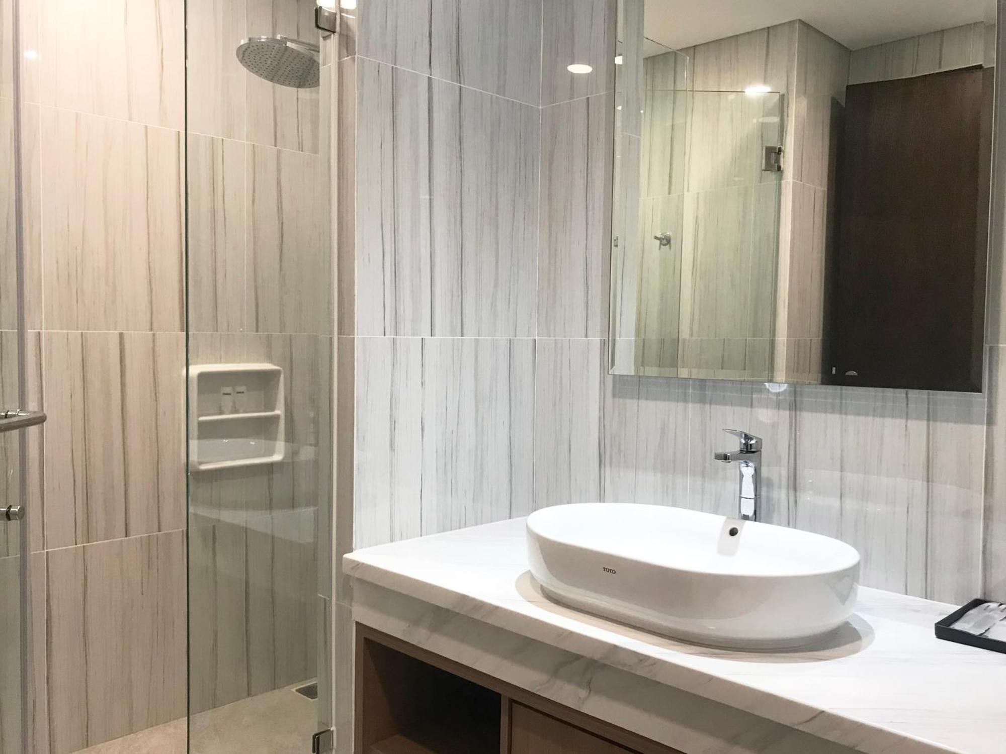 Labersa Hotel & Convention Center Samosir Sinapuran Екстериор снимка