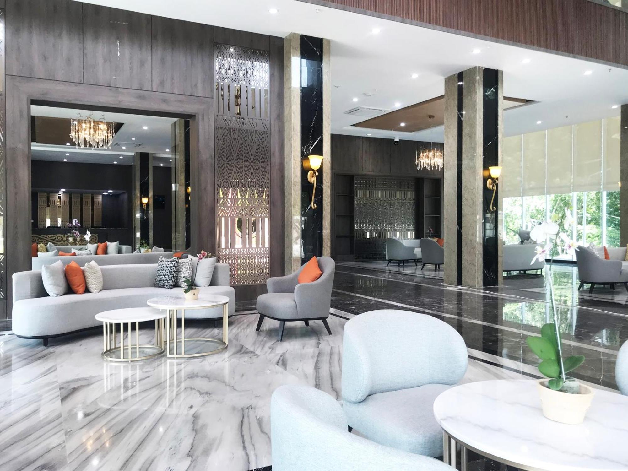 Labersa Hotel & Convention Center Samosir Sinapuran Екстериор снимка