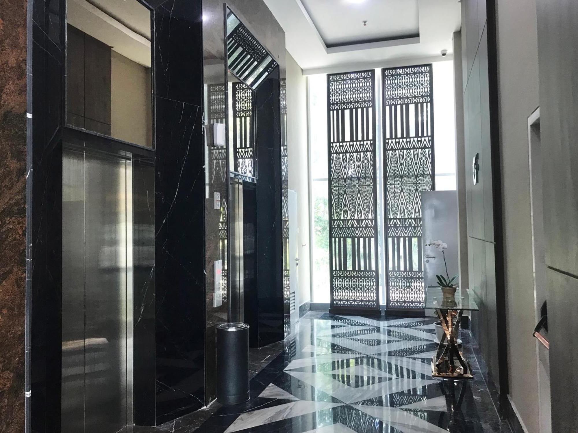 Labersa Hotel & Convention Center Samosir Sinapuran Екстериор снимка